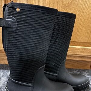 Tall Bogs Crandall boot, adjustable